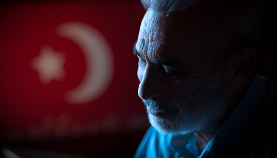 ŞECAAT ARZ EDERKEN MERD-İ KIPTÎ
